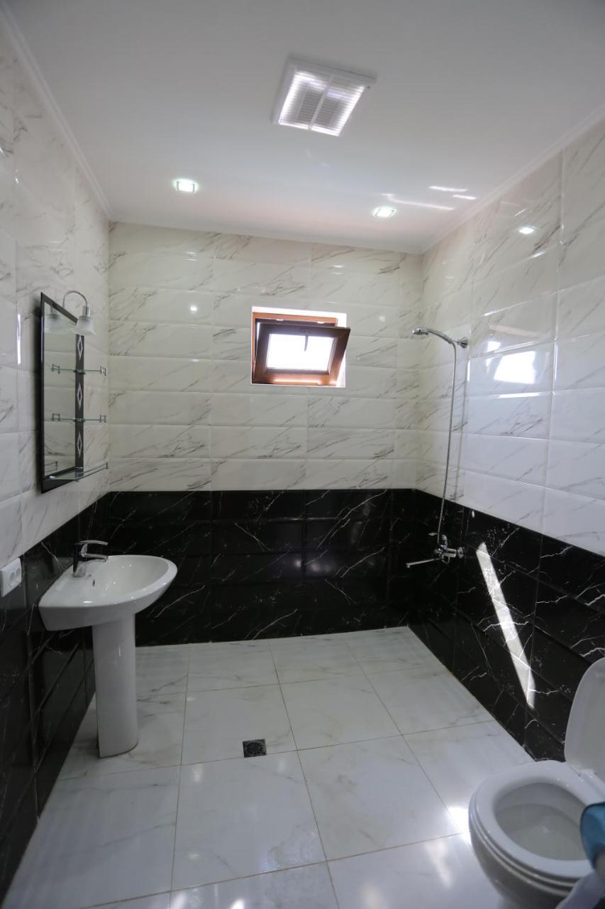 Sataplia District Hotel Kutaisi Ngoại thất bức ảnh